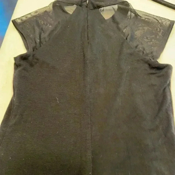 Bailey/44 black top with sheer cap sleeves and Sheer V-Front insert zip back XS - Picture 7 of 11